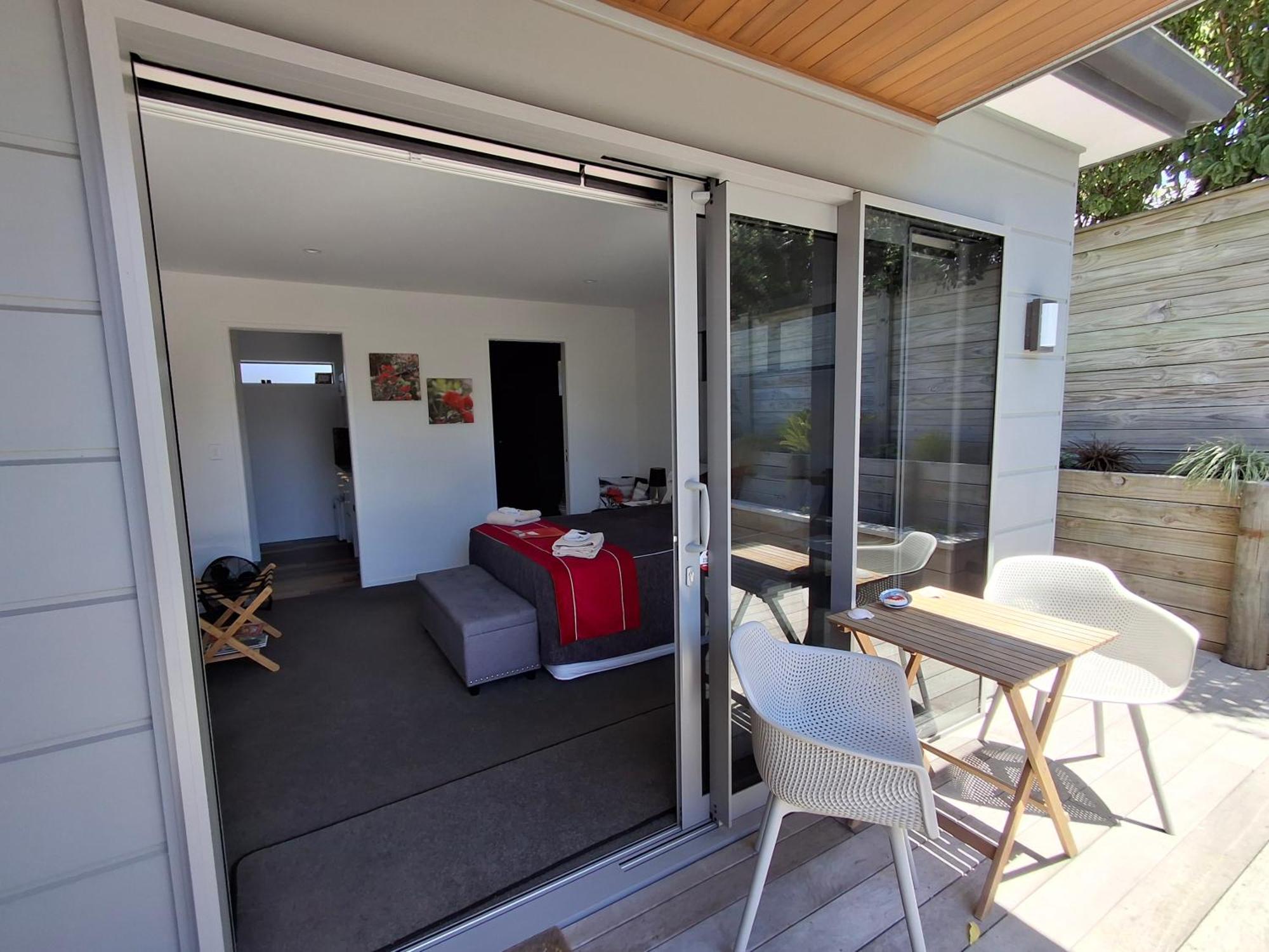 Papamoa Beach, Pohutukawa Deluxe Studio, On Hugoway Kültér fotó